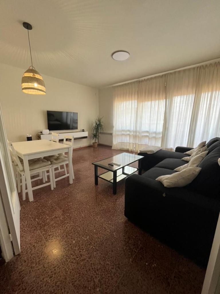 Encantador Apartamento En El Corazon De Tremp Extérieur photo
